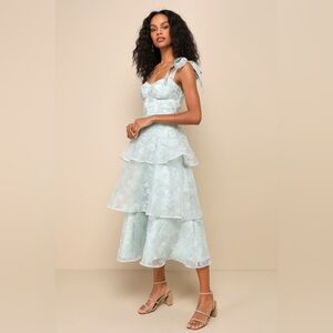 NWT Lulus Glamorous Sweetie Sage Burnout Tie-Strap Bustier Midi Dress Medium